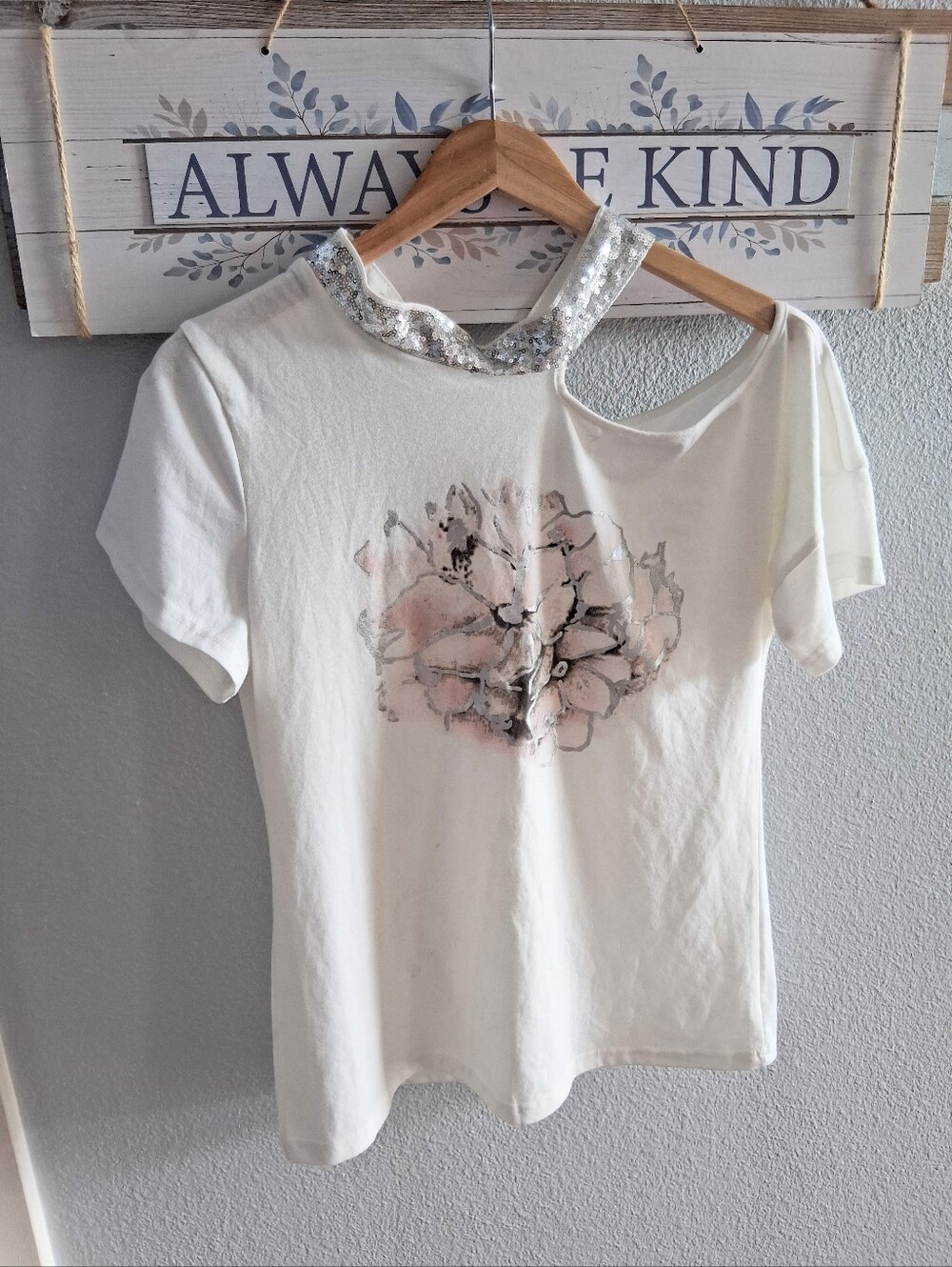 Sequin embellished tee
